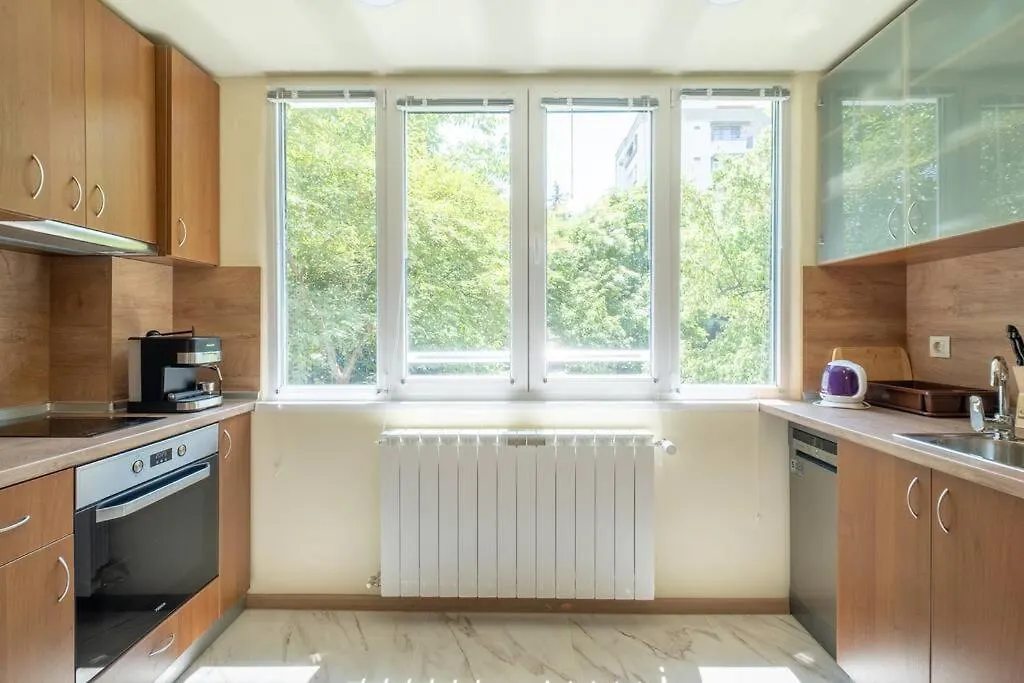 Top Location, Brand New 3 Bdrm Apt & Free Parking ソフィア ブルガリア